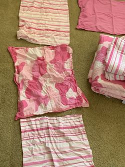 Full size comforter and sheet set Eastavle $20