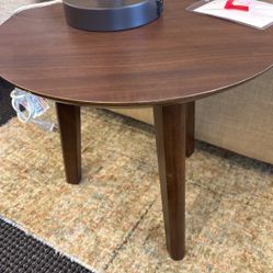 HENDRICKS SIDE TABLE 