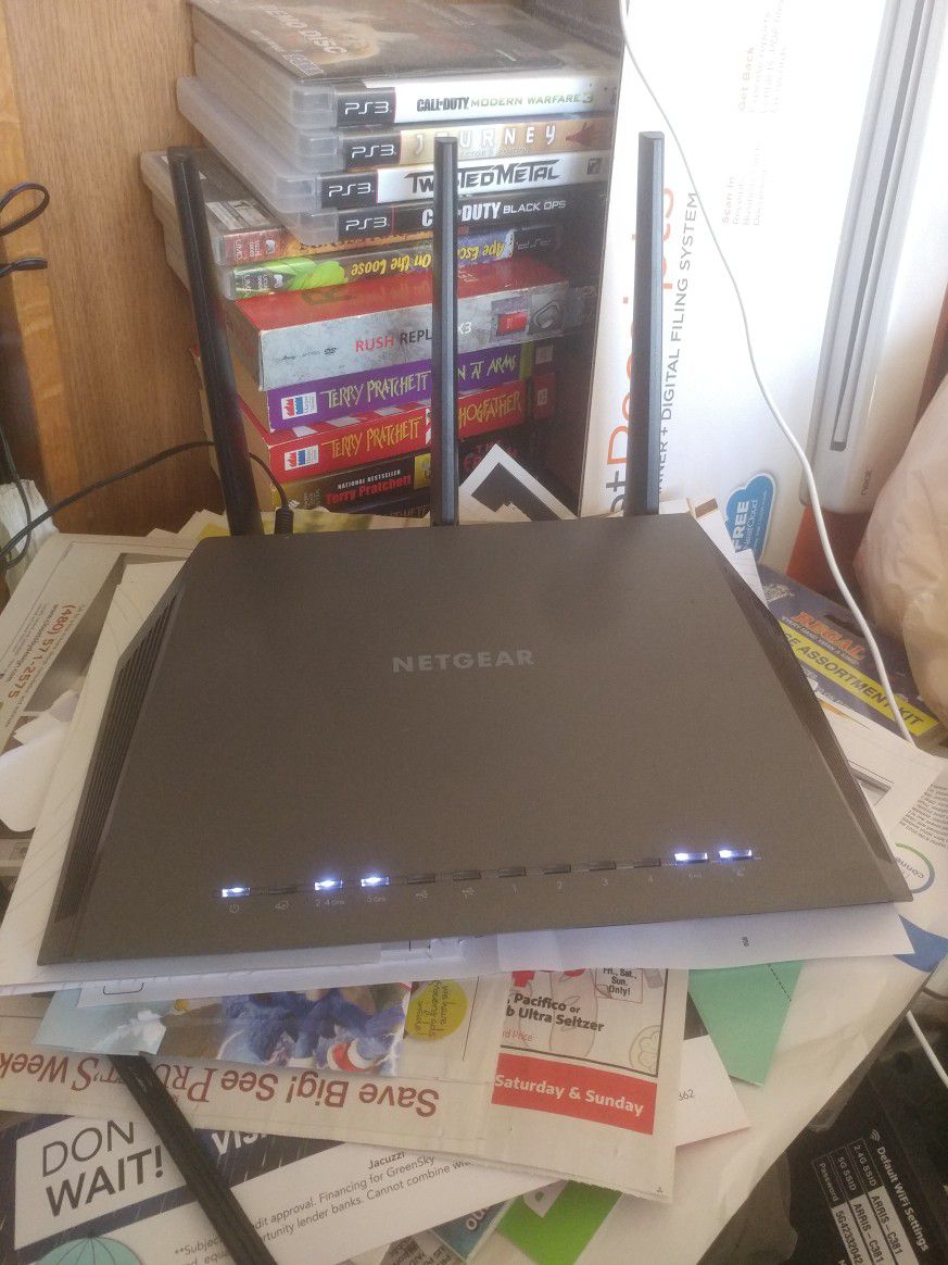 Netgear Nighthawk R7000 AC1900 Smart WiFi Router Modem Gaming Streaming Internet