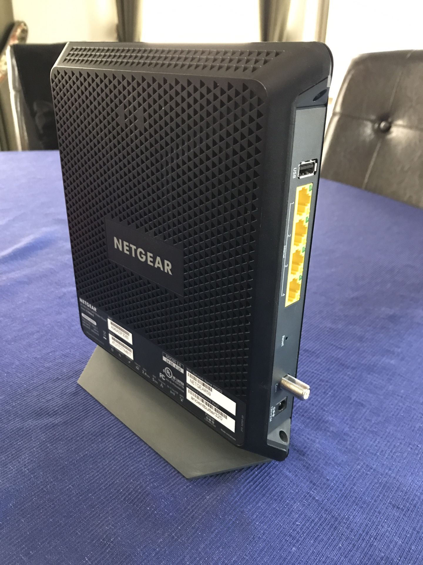 Netgear c7000v2 cable modem/router