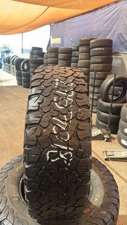 Set Lt 275/70/18 bfgoodrich T/A ko2 75% Vida Dot1623