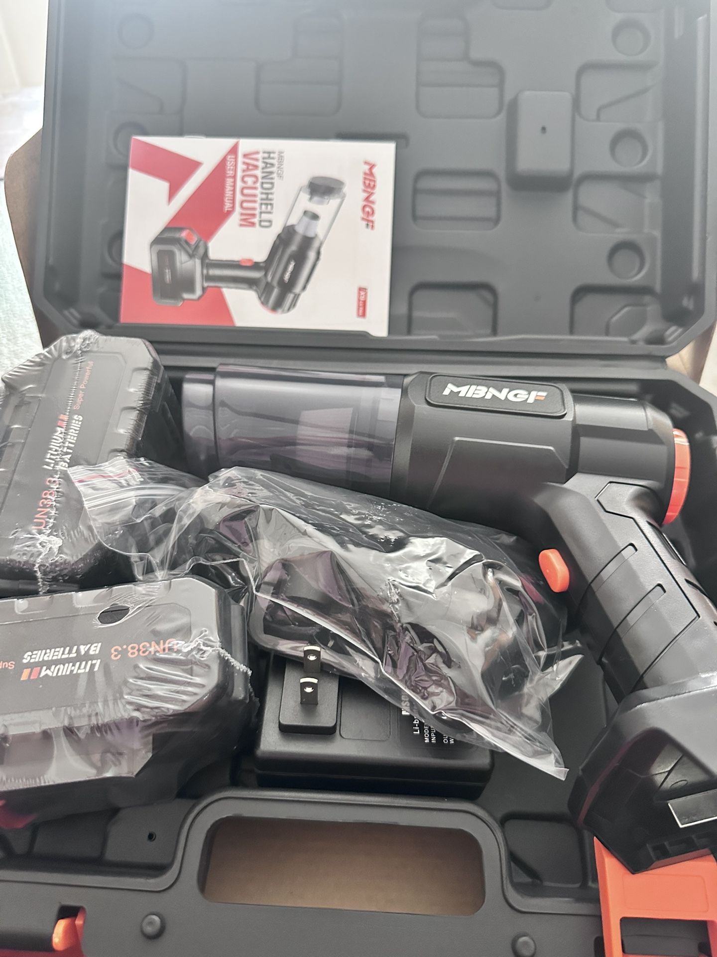 Vacuum cleaner for portable car