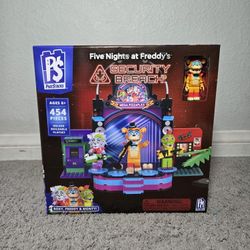 2025 PhatStacks Five Nights at Freddy’s Security Breach Deluxe Buildable Playset