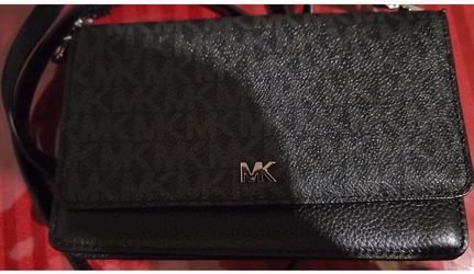 New  Black Crossbody Bag   Mk