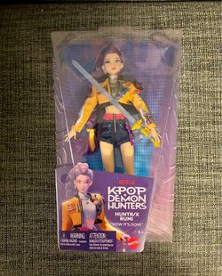 KPop Demon Hunters HUNTR/X Rumi "How It's Done" Doll