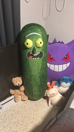 Giant Pickle Rick