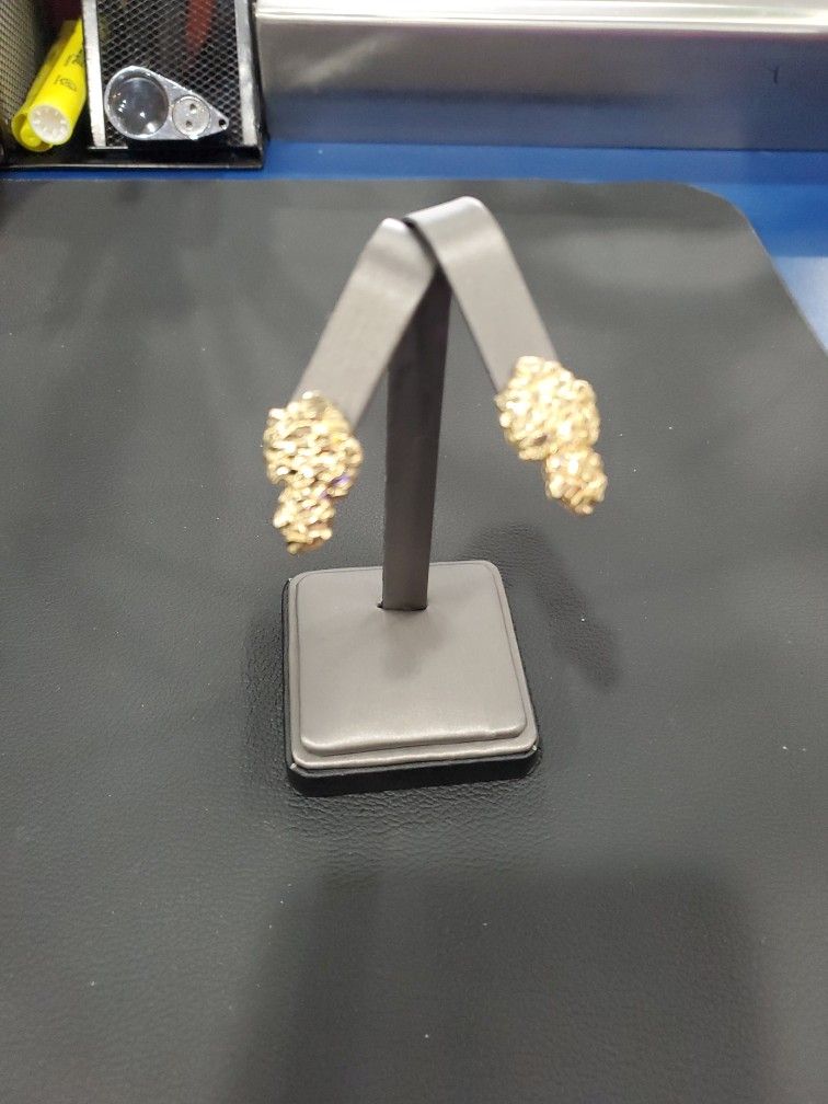 PEANUT🥜 GOLD NUGGET EARRINGS10