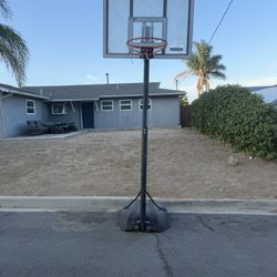 Basketball hoop