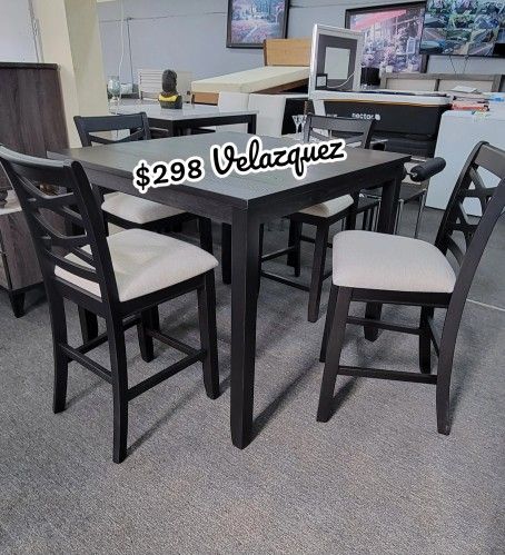 ✅️✅️5 pc wood counter height 42" square dining table set✅️