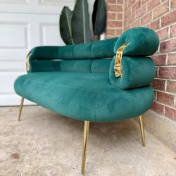 Loveseat Sofa - Germantown, MD
