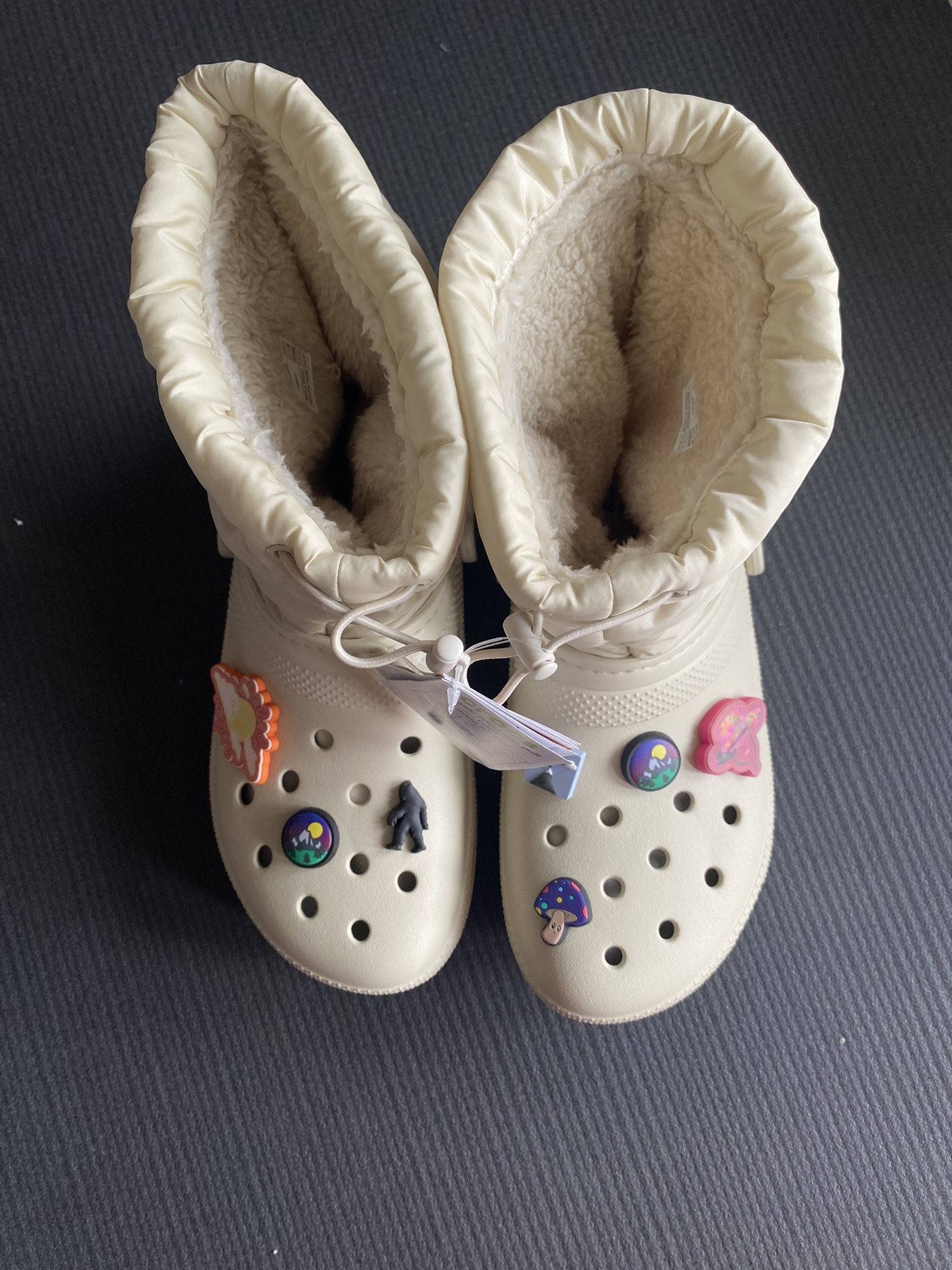 Brand New with tags - womens size 11 or mens size 9 - Crocs Classic Lined Neo Puff Boots