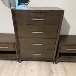 Dresser And Nightstands