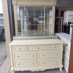 🎁Beautiful dresser solid wood/7 drawer- Carved wood🎁
