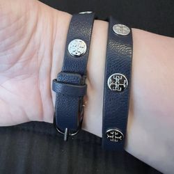 Tory Burch's navy blue and silver jewelry bracelet & Gift Box