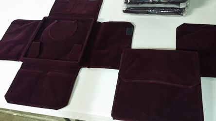 Necklace and Earrings Set Foldable Display and Storage Cases