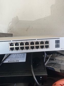Ubiquiti UniFi 16-Port Compliant Managed Switch