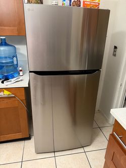 Lg refrigerator