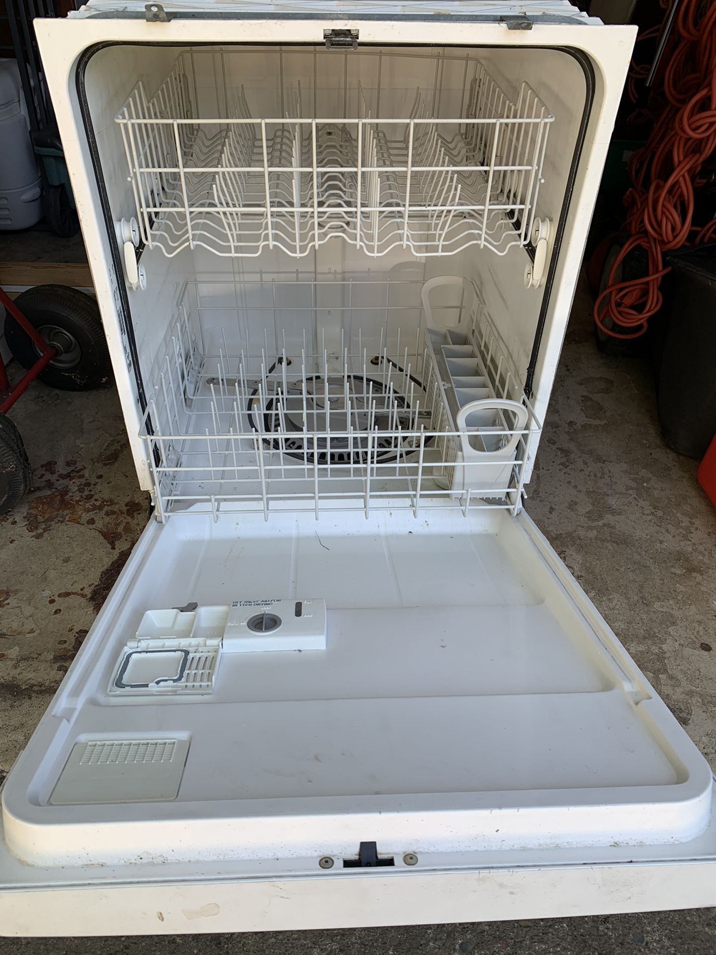 Whirlpool Quiet Partner 1 Dishwasher for Sale in Clackamas, OR OfferUp