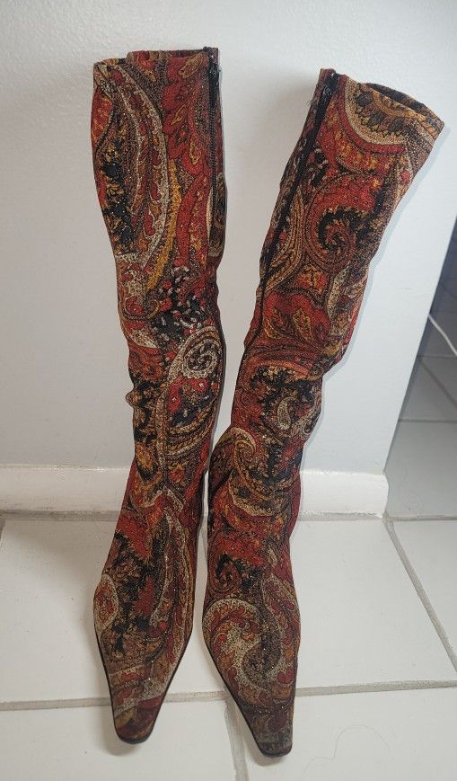 Beautiful , eye-catching BRONX Paisley Tapestry Styled Full Calf Boots