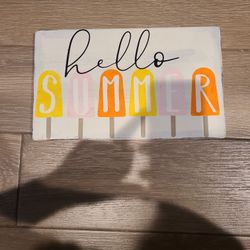 Hello Summer Sign