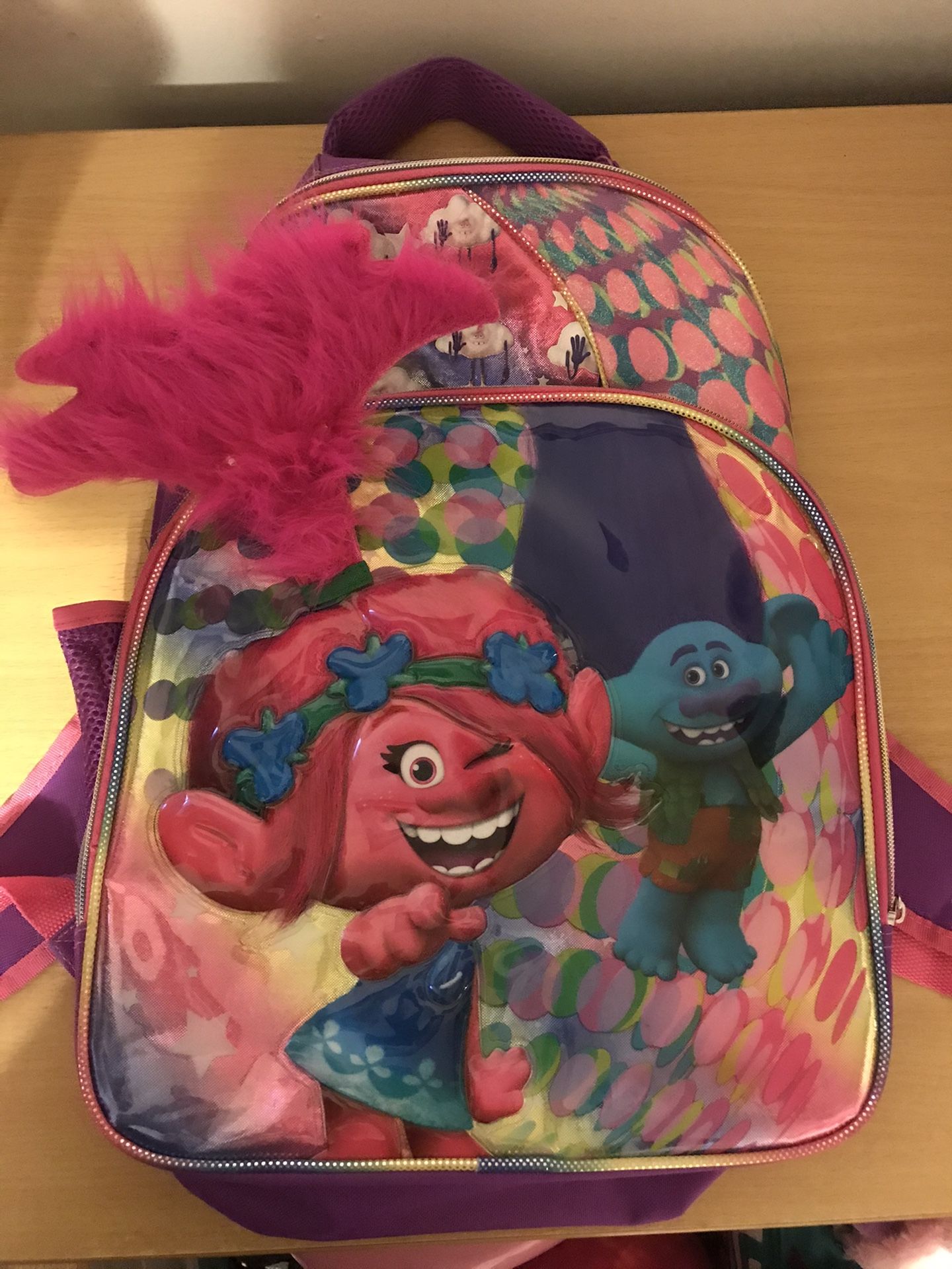 Trolls poppy light up backpack