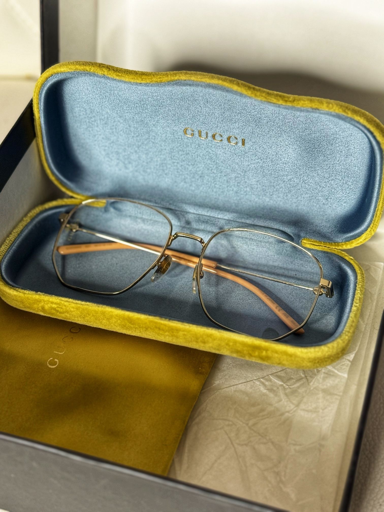 Men’s Gucci Gold Frames Clear Eyeglasses