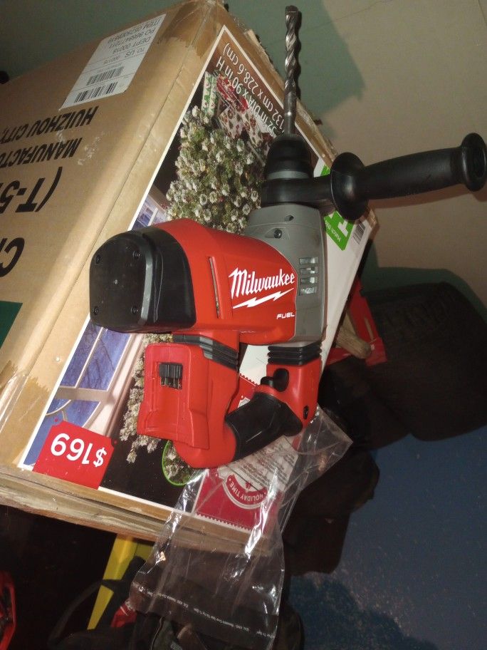 Milwaukee Hammer Drill