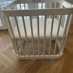 NESTIG  The Wave Convertible Crib