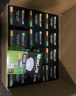 Maxlite LED Flood BR30 Light Bulbs 6 Pack - 65W Equivalent Soft White Dimmable