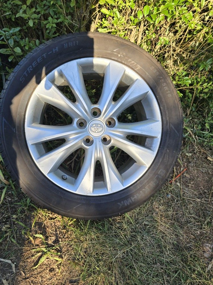 Aluminum Rim Toyota 18"