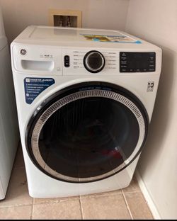GE Smart Front Load Washer