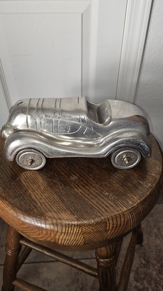 CAST ALUMINUM CAR
