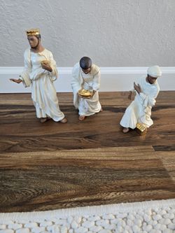 Lenox Holy Night Ebony Three Kings