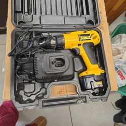 Dewalt 12V Drill 