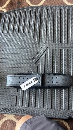 Weight lifting belt