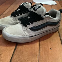 Vans Knu Skool
