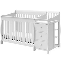 Crib And Dresser Set 