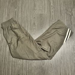 Reebok Mens Workout Windbreaker  Lightweight Tracksuit Pants Gray Large