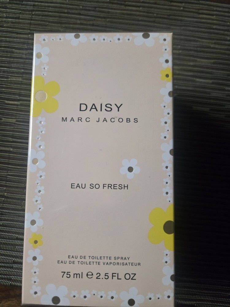 Daysy Perfum New