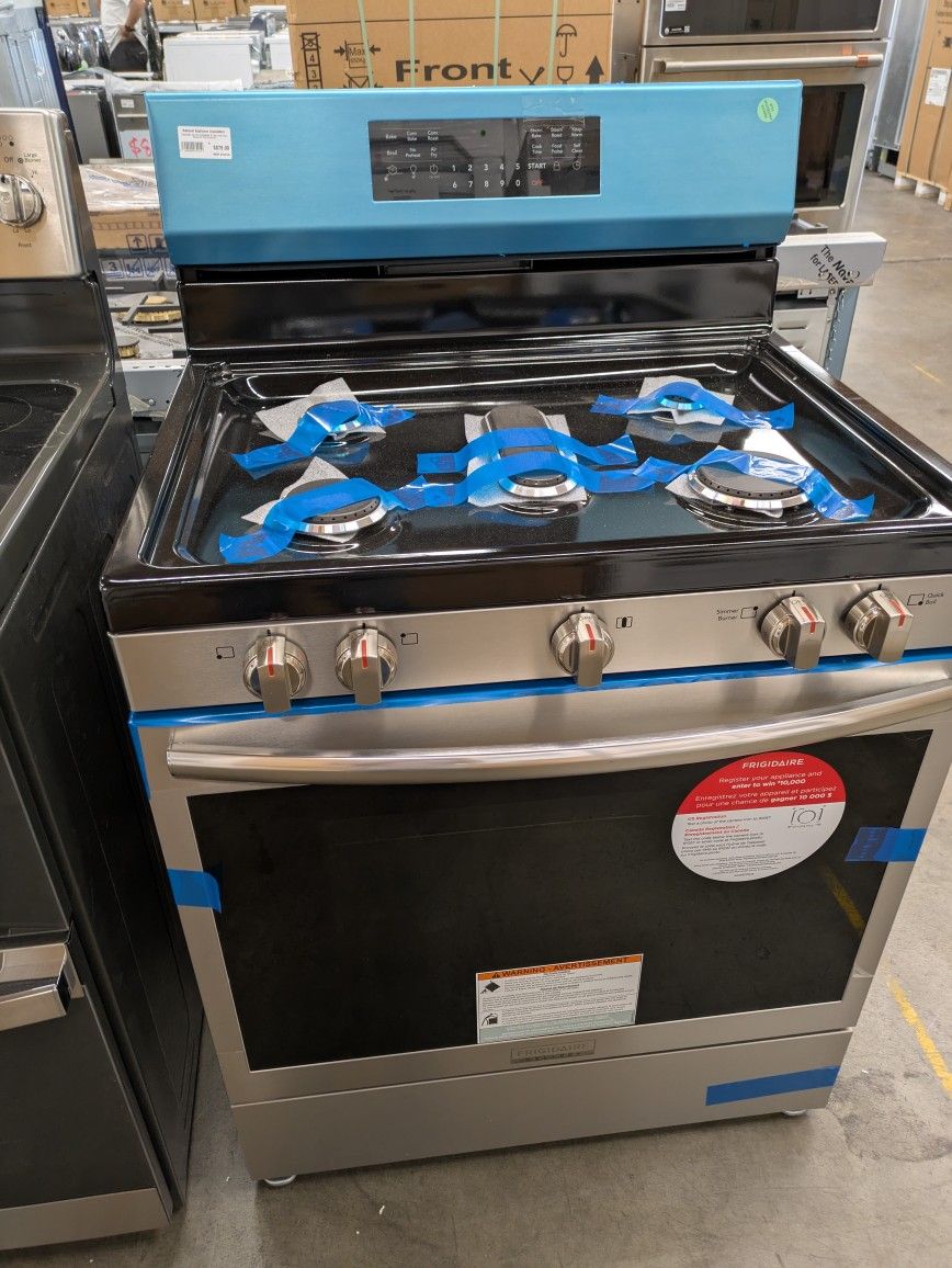 Frigidaire Gallery Series GCRG3060BF
30 Inch Freestanding Gas Range with 5 Sealed Burners,