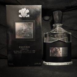 Creed Aventus Cologne Notes: Flowers,Woods,Spices, And Citrus Fruit