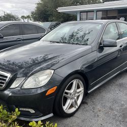2011 Mercedes Benz E350 