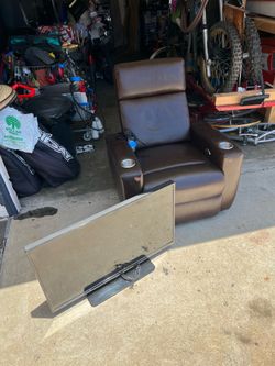 Tv with recliner