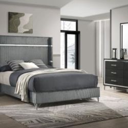 New 4pc Bedroom Set In Box 📦 Stop Paying Retail Prices 