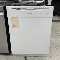 Frigidaire 24” Built In Dishwasher 
