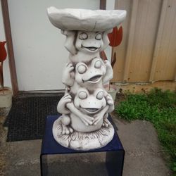 Awesome designers three levels Frog Decor Very detailed high quality Masterpiece