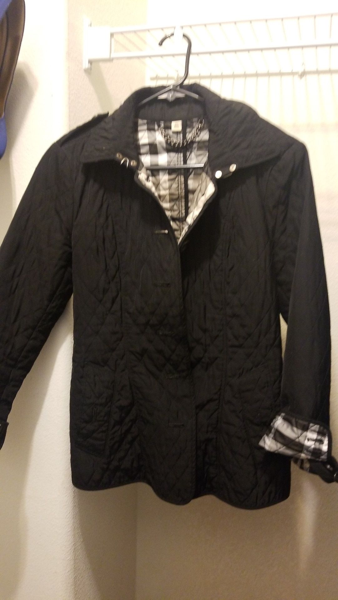 Burberry womens jacket .. size 6