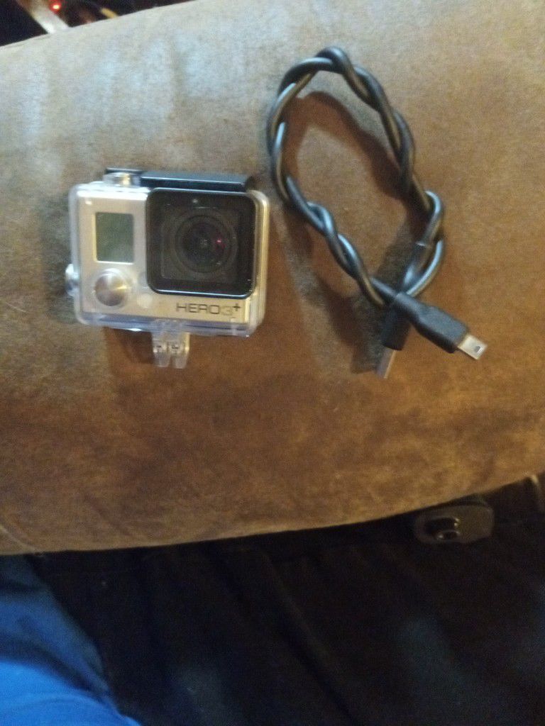GoPro Hero 3+ Silver W/ 8GB Micro SD