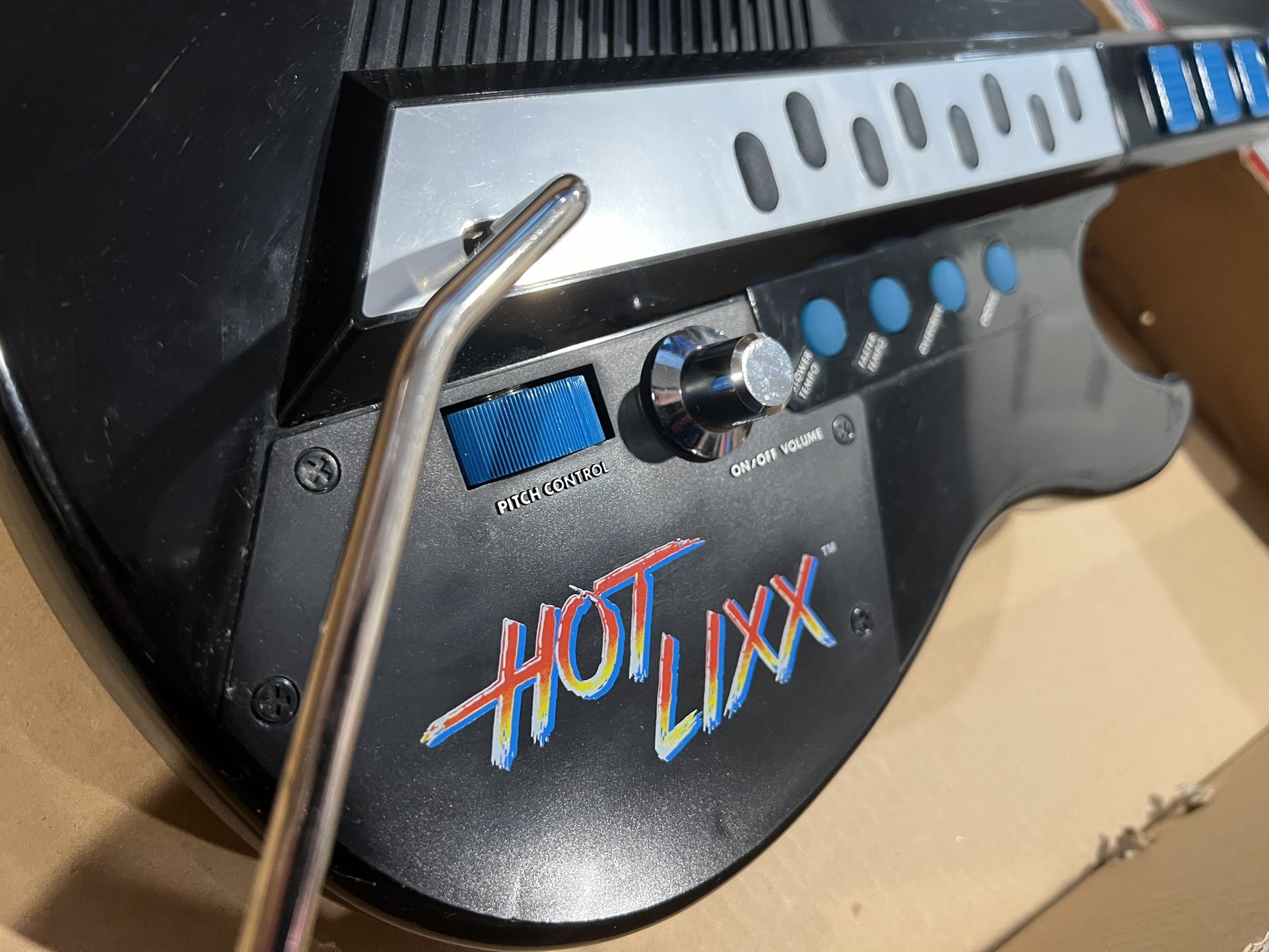 TYCO HOT LIXX Electronic Electric Toy Guitar 1989 Model 1270 Pre