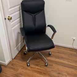 Black Faux Leather Swivel Office Chair And Seat Cushion